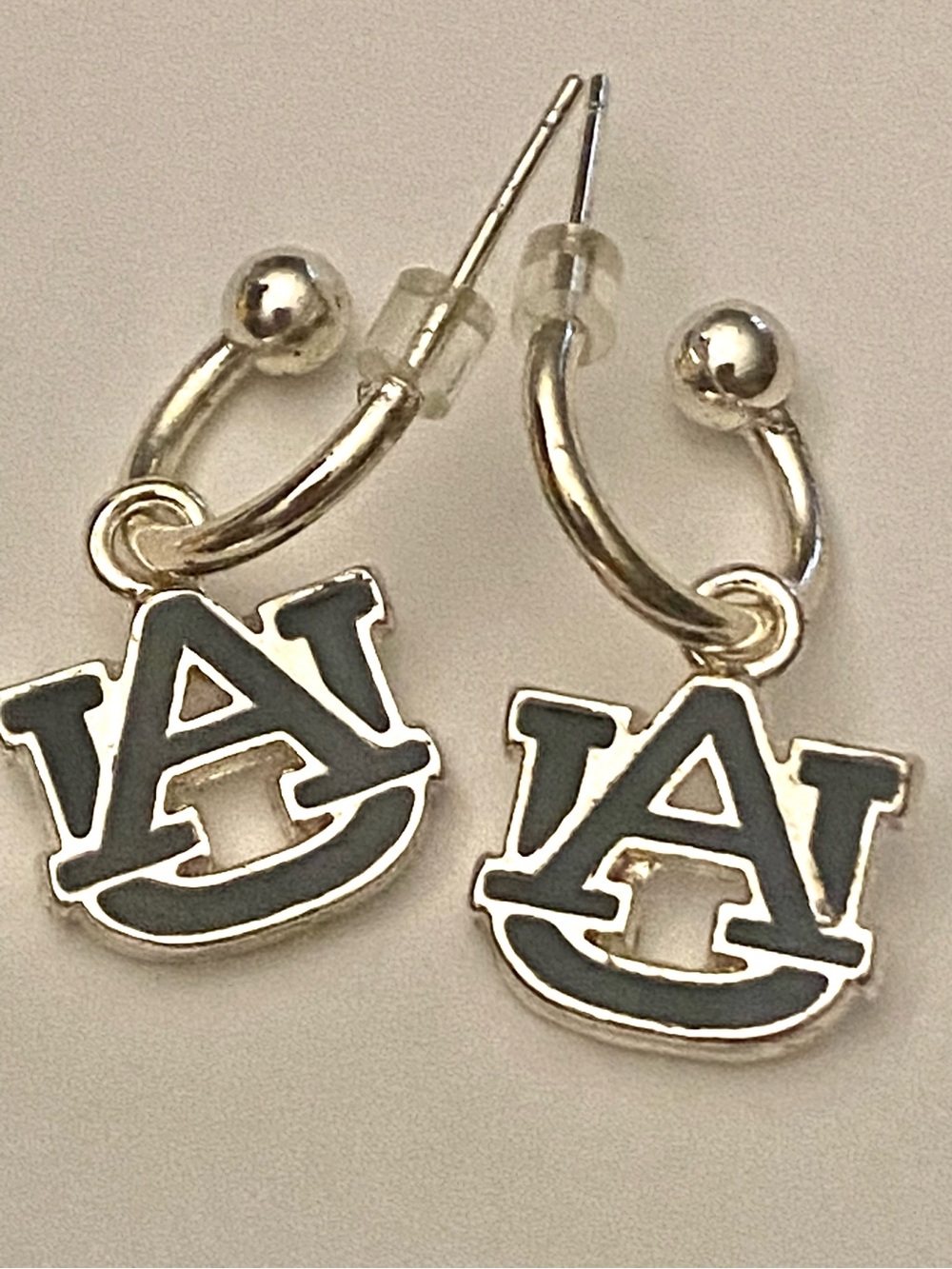 Silver-Tone Auburn Tigers Dangle Hoop Earrings Team Navy & White AU Logo Charm
